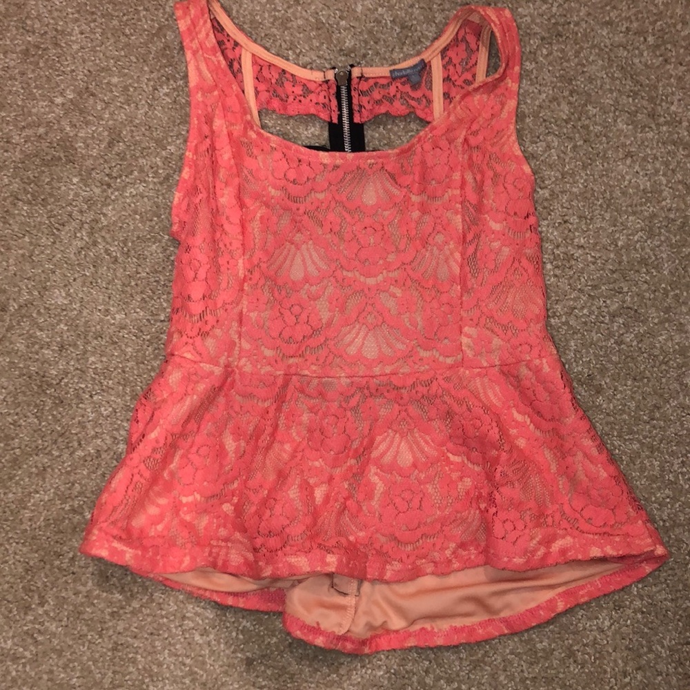 Pink, open back, flowy shirt